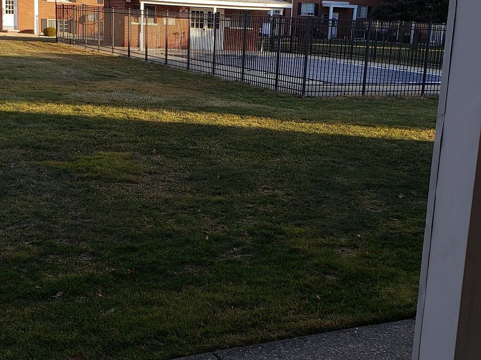 1st image of 8150 Crestview Dr APT 7