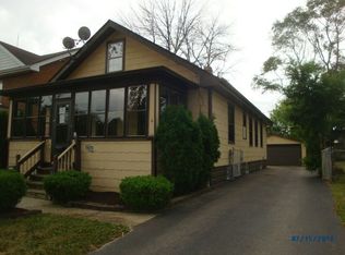 234 N Jackson St, Waukegan, IL 60085