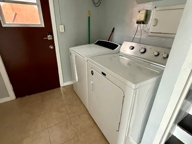 716 Gateview Ave #2 — Photo 12
