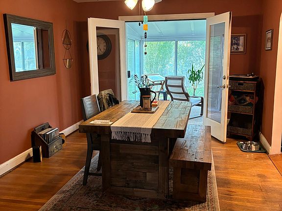 5th image of 1117 Arran Rd