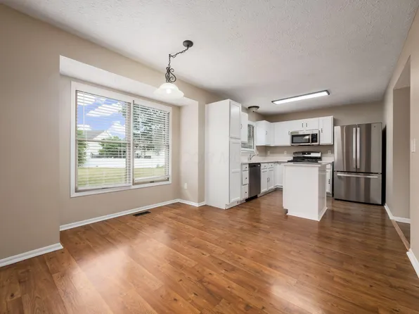 5398 Armour Ct, Groveport, OH 43125