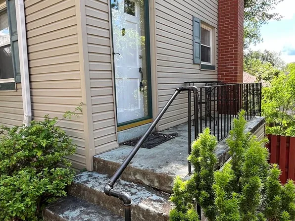 112 Shepherd Avenue, 112 Shepherd Ave #A, South Charleston, WV 25303