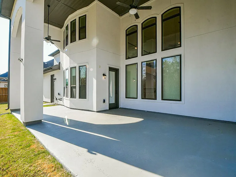 8526 Tombron Grove Rd — Photo 46