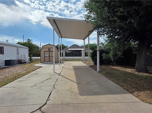 2524 Bobolink Cir W, Palmview, TX 78572