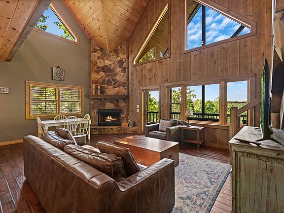 3rd image of 479 Big Timber Rd