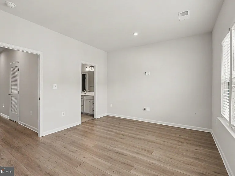 4706 Torrey Ln — Photo 16
