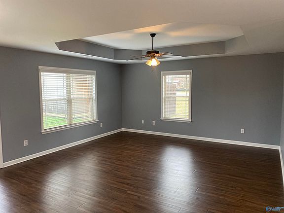 3rd image of 111 Stratman Dr