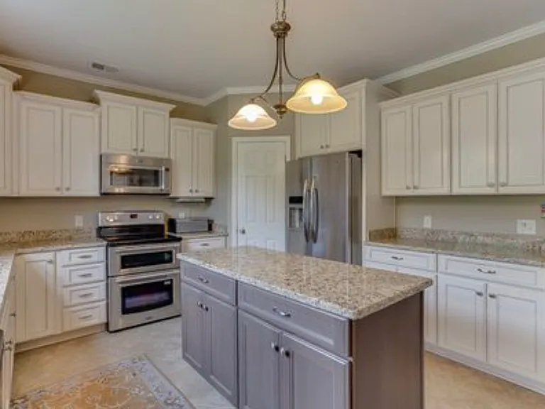 9064 Carriage Creek Rd — Photo 8