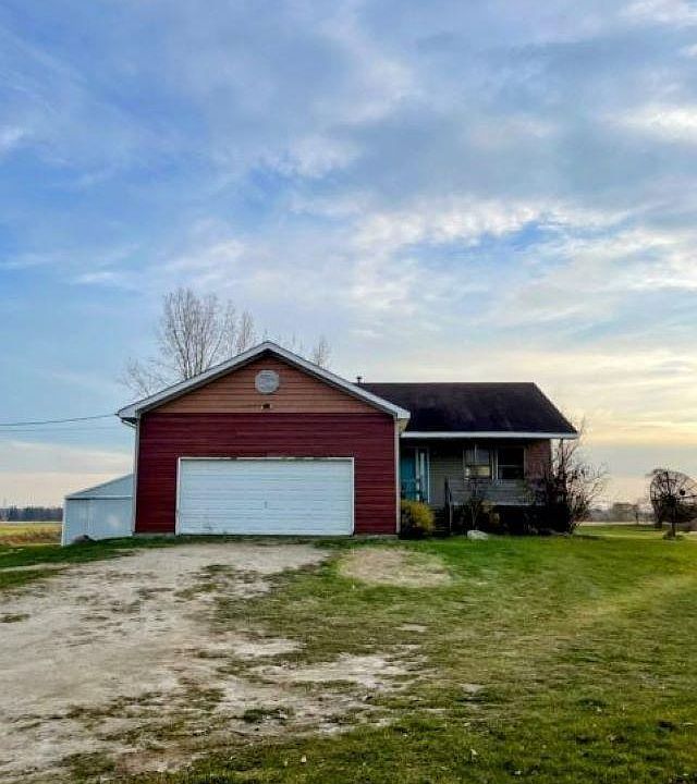 8978 Almont Rd, Almont, MI 48003 Zillow