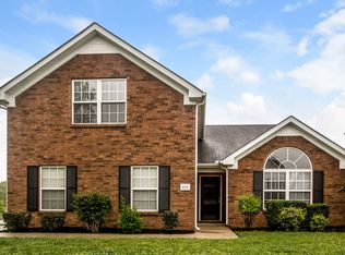 819 Kanatak Ln, Murfreesboro, TN 37128