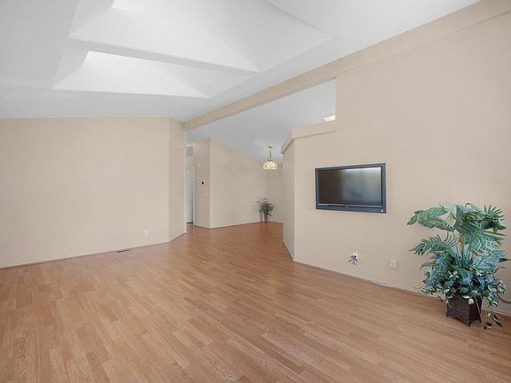 4th image of 97 Melody Ln #97