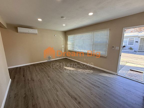 5th image of 1365 Stillman Ave