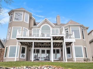 10315 Woodlawn Dr, Portage, MI 49002