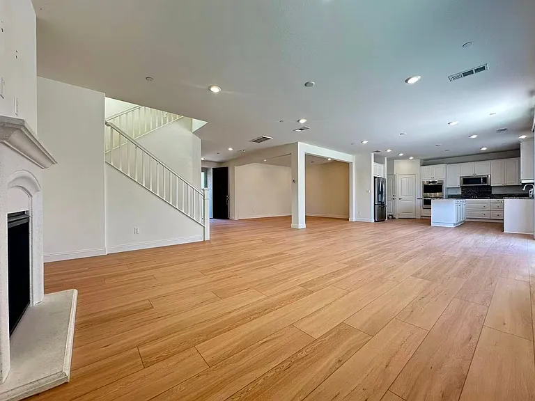12050 Meander Way — Photo 2