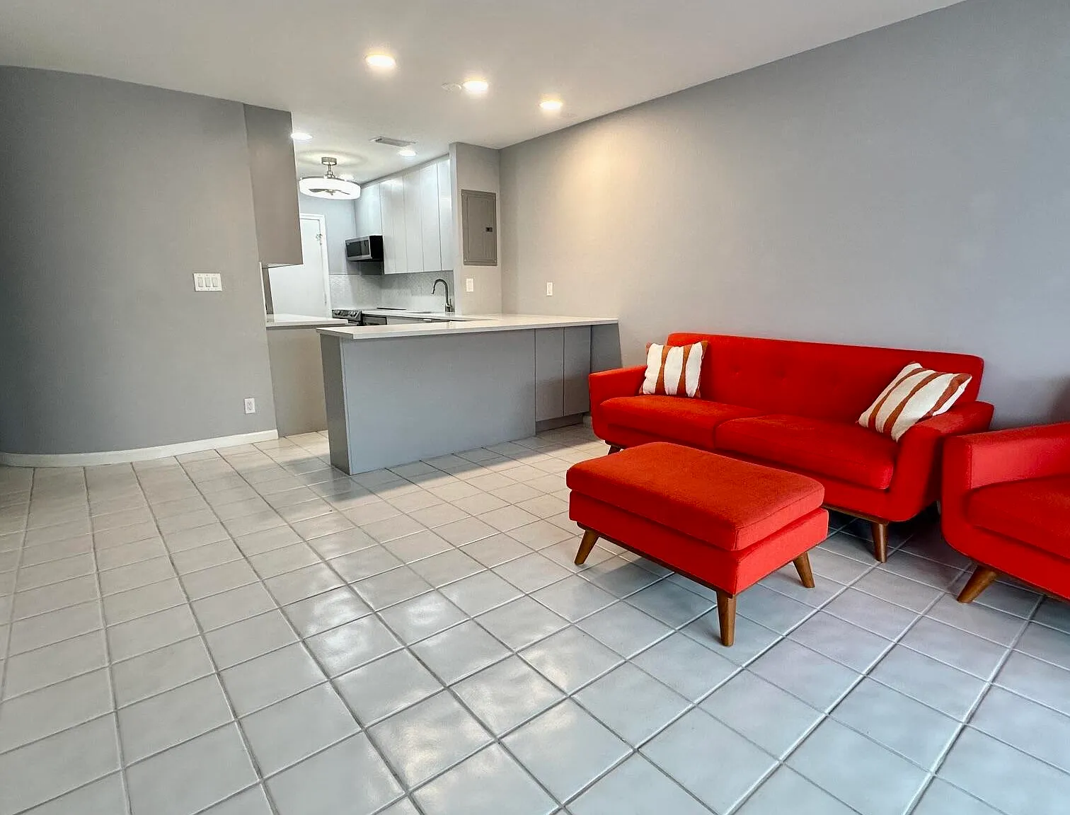 1 bed, 1.5 bath, 756 sqft, $1,700 — Photo 1