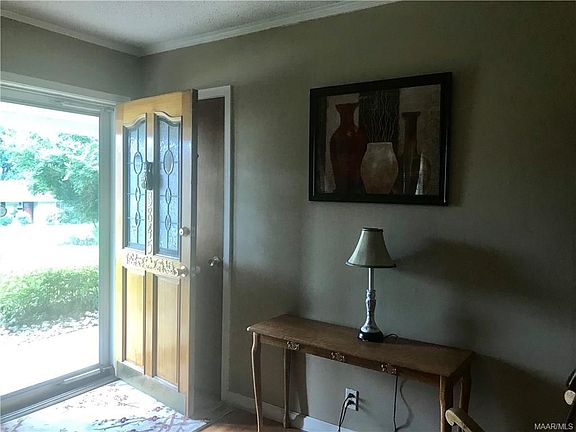 4th image of 3845 Duquesne Dr