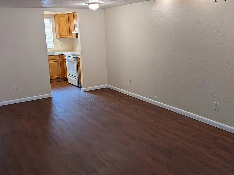 4123 SW 15th Pl #3 — Photo 5