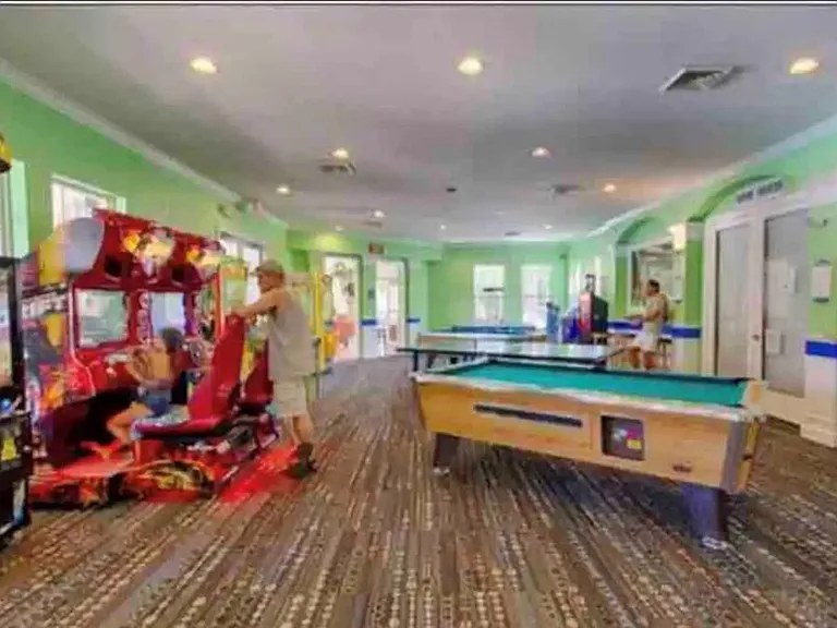 2310 Silver Palm Dr #302 — Photo 33