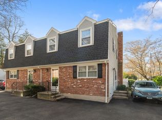 59 Woodway Rd APT 1, Stamford, CT 06907