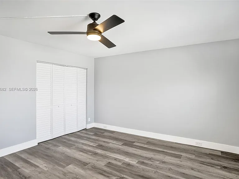 3001 Portofino Isle #K2 — Photo 26