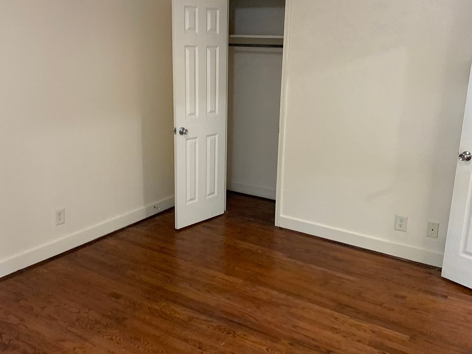 Back bedroom