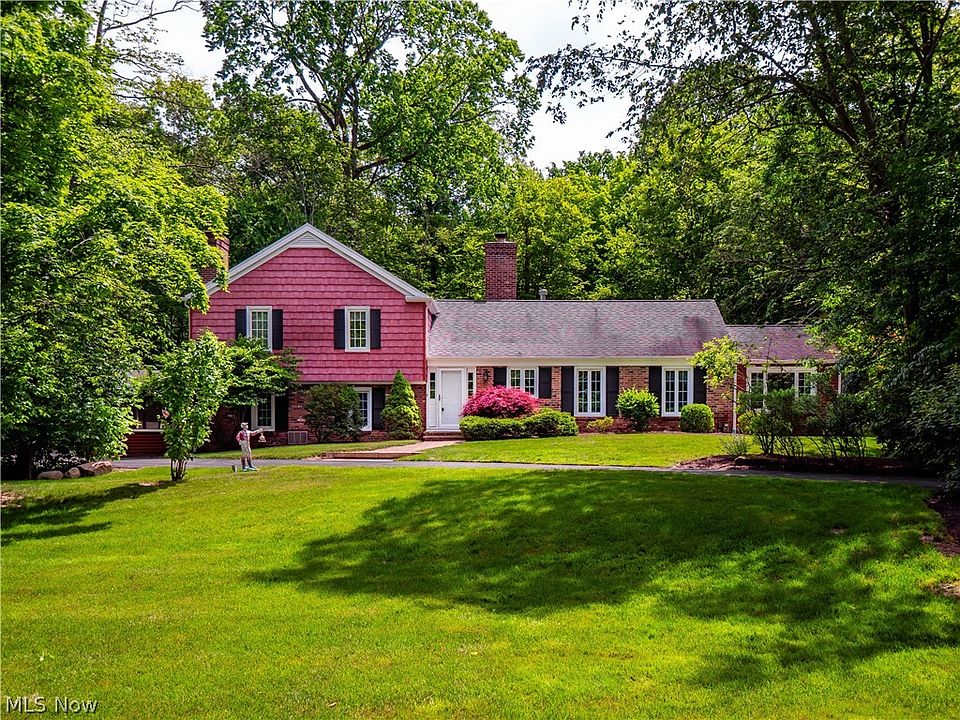 1st image of 15225 Hook Hollow Rd