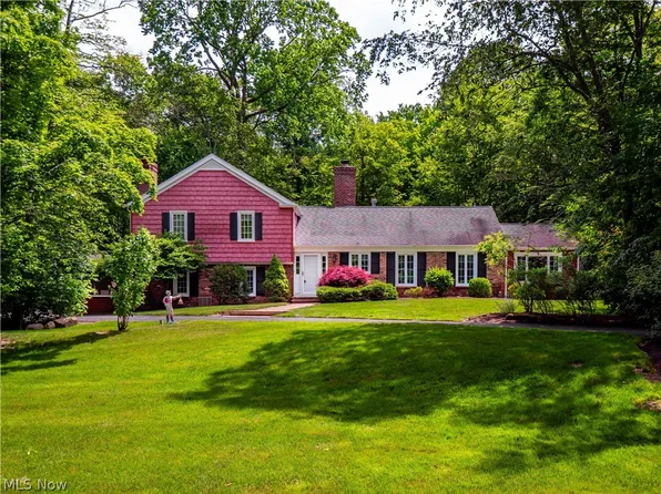 15225 Hook Hollow Rd, Novelty, OH 44072