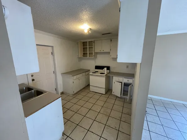 510 Barnard St, Dothan, AL 36301