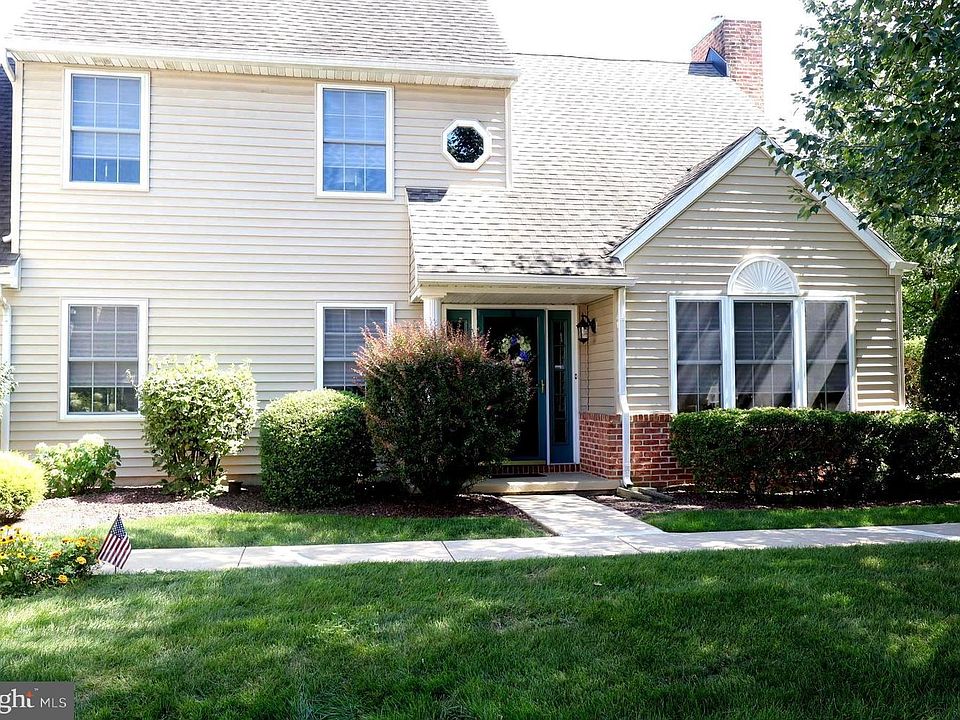 1st image of 118 Primrose Ln