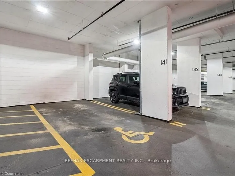 2093 Fairview St #1910 — Photo 23
