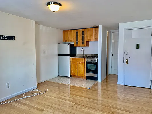 Rented by Living New York | media 10