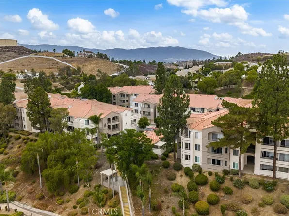 1020 La Terraza Cir Unit 102, Corona, CA 92879