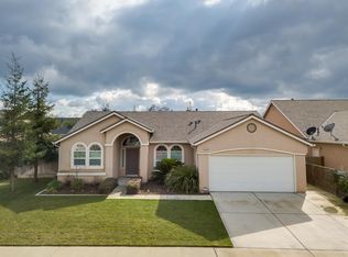 2295 Catavee Ave, Tulare, CA