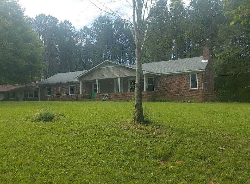 2nd image of 168 Medders Ln