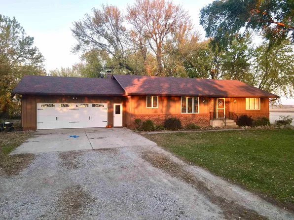 6242 140th Ave, Storm Lake, IA 50588