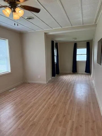 2715 Lucas St — Photo 3
