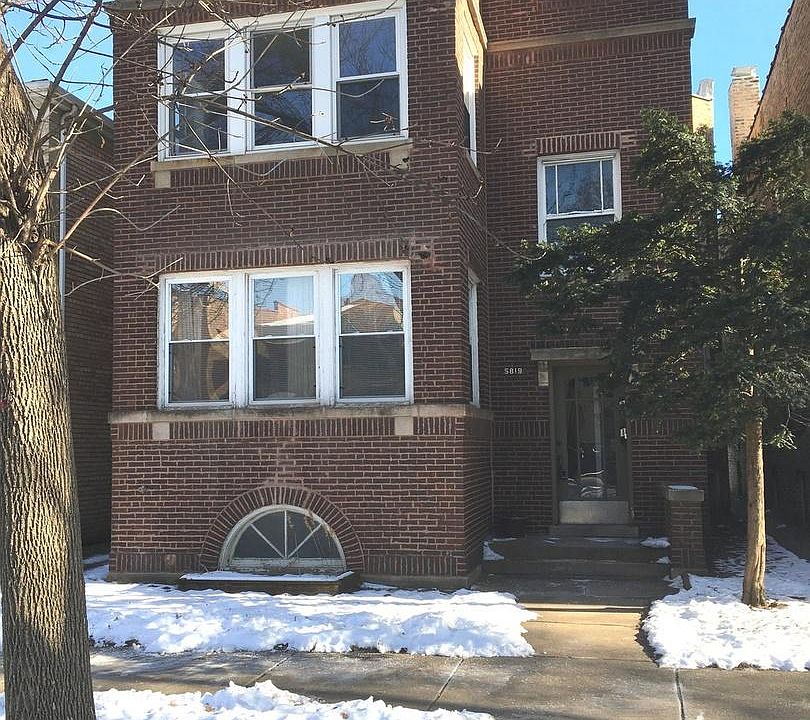 1st image of 5819 N Maplewood Ave #2