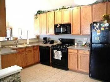 4th image of 596 New Haven Dr