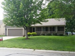 4066 SW Lido Dr, Lees Summit, MO 64082