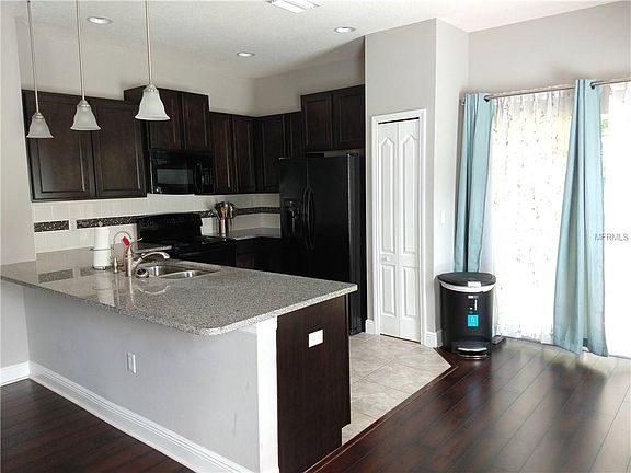 3rd image of 1860 Greenwood Valley Dr