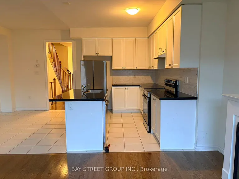 30 Sigford St — Photo 8