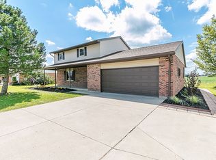 2285 Baty Rd, Lima, OH 45807