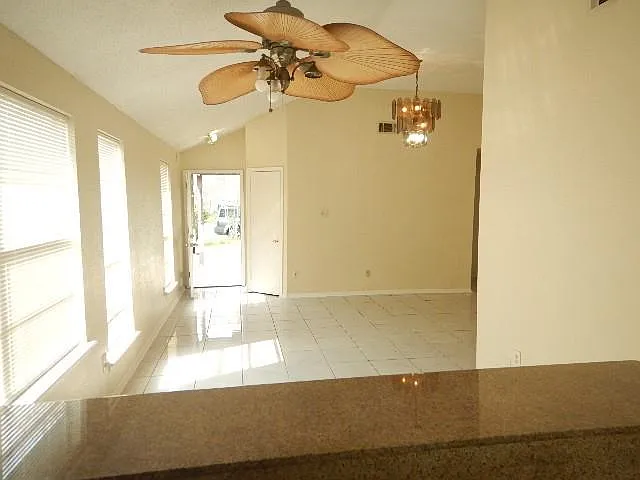 3441 Catalina Dr — Photo 6