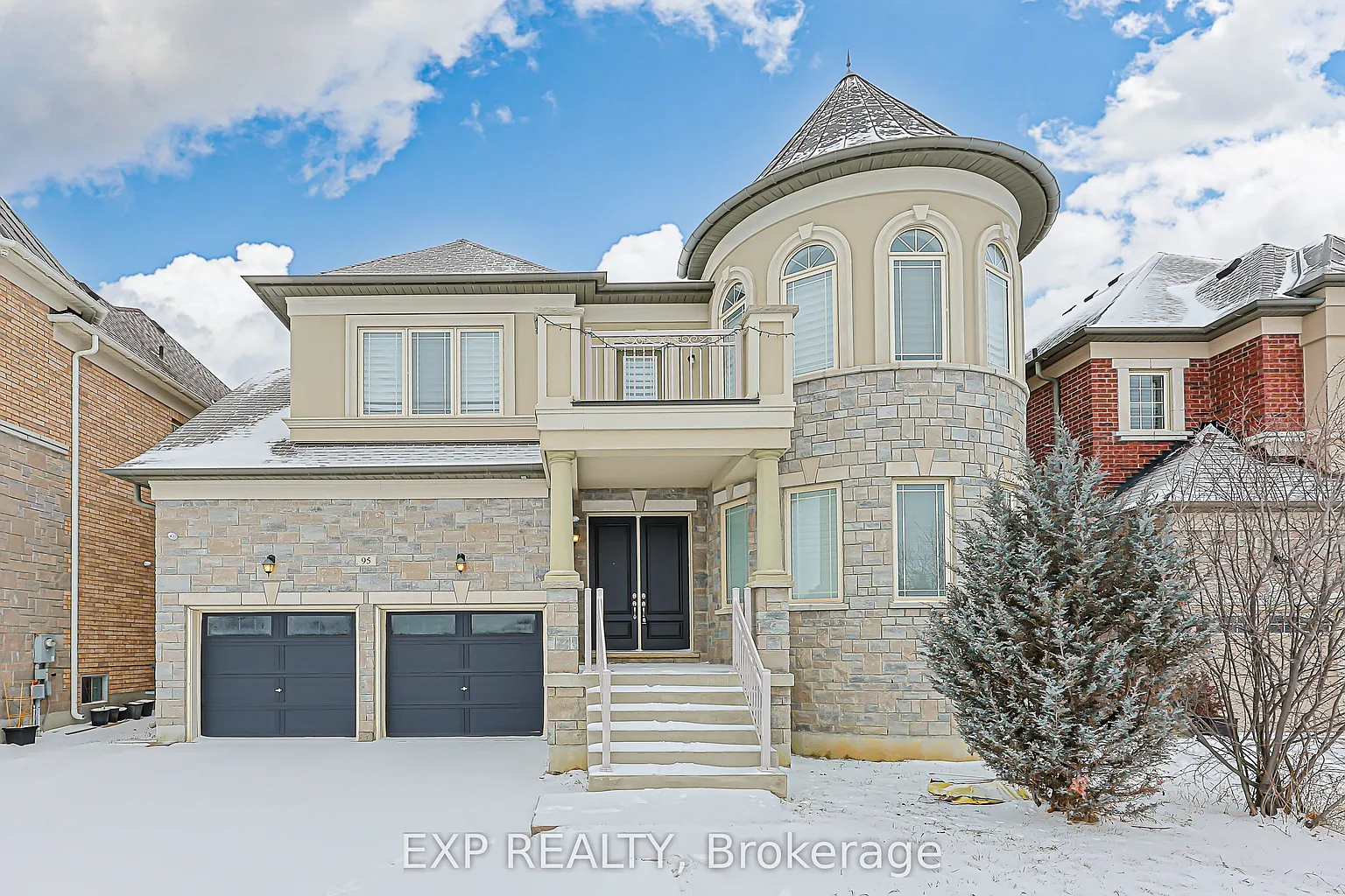 95 Chesney Cres photo 1