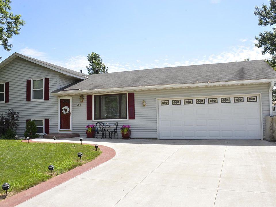 15447 Drexel Way, Apple Valley, MN 55124 | Zillow