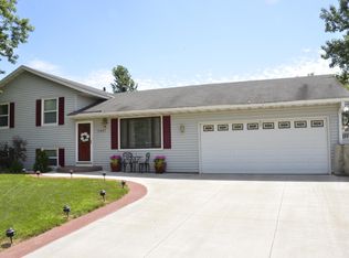 15447 Drexel Way, Apple Valley, MN 55124
