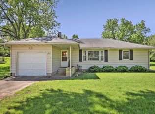 2315 4th St NW, Faribault, MN 55021