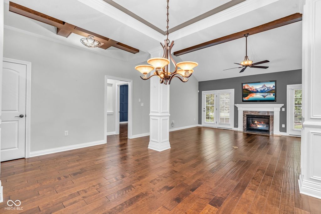 15404 Mission Hills Ct, Carmel, IN - More