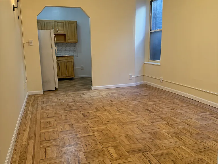 226 E 27th St #5A — Photo 1