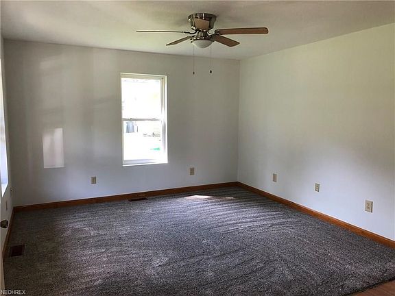 4th image of 519 Millard Ave